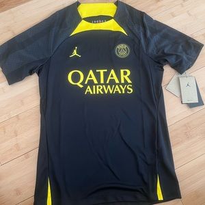 Paris Saint-Germain Jordan Dri-FIT Knit Soccer Top